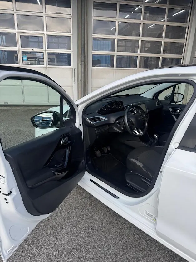 Peugeot 208 1.2 PureTech Style