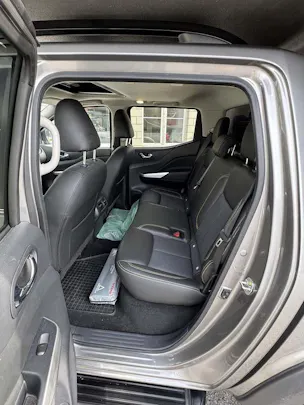 Nissan Navara 2.3 dCi Double Cab N-Guard