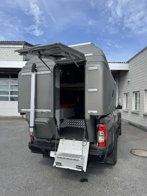 Nissan Navara 2.3 dCi Double Cab N-Guard