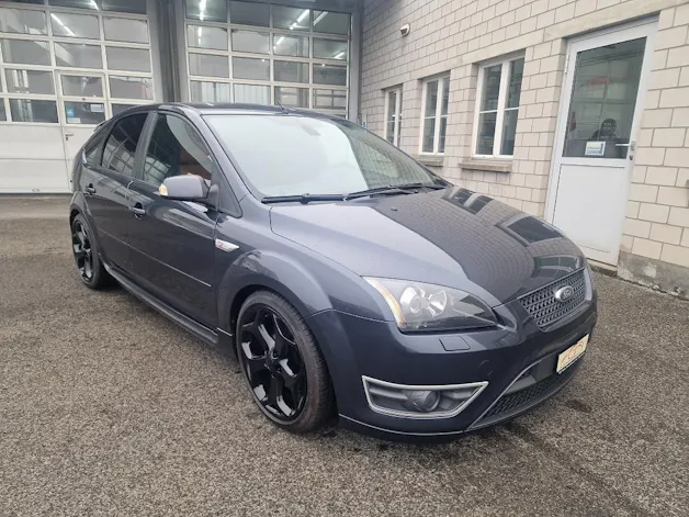 Ford Focus 2.5i 20V ST