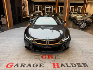 BMW i8 Roadster