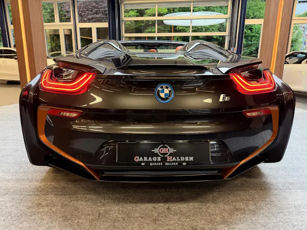 BMW i8 Roadster