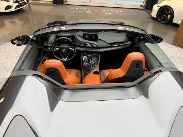 BMW i8 Roadster