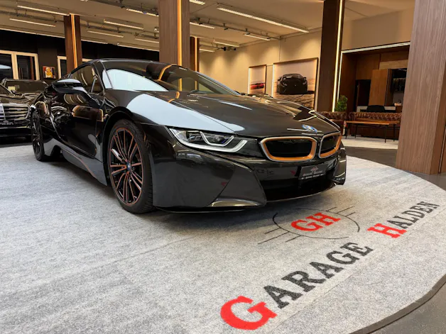 BMW i8 Roadster