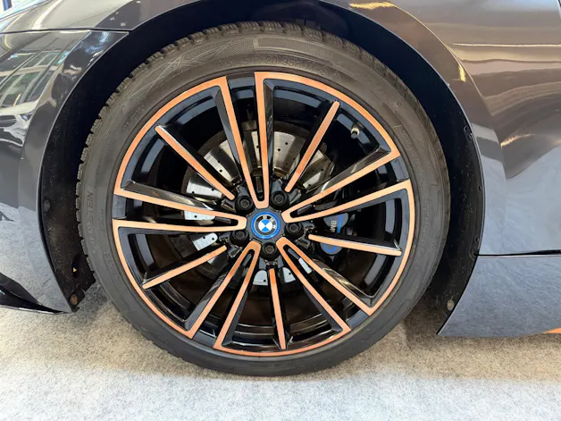 BMW i8 Roadster