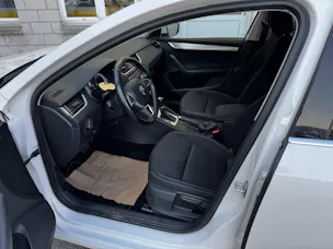 Škoda Octavia Combi 2.0 TDI 184 Swiss Ed. 4x4 DSG