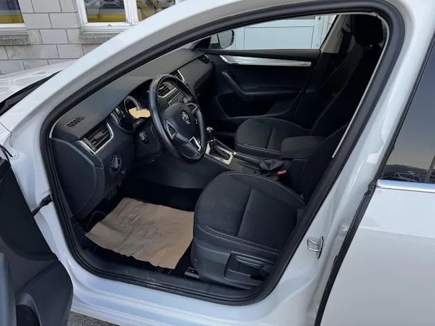 Škoda Octavia Combi 2.0 TDI 184 Swiss Ed. 4x4 DSG