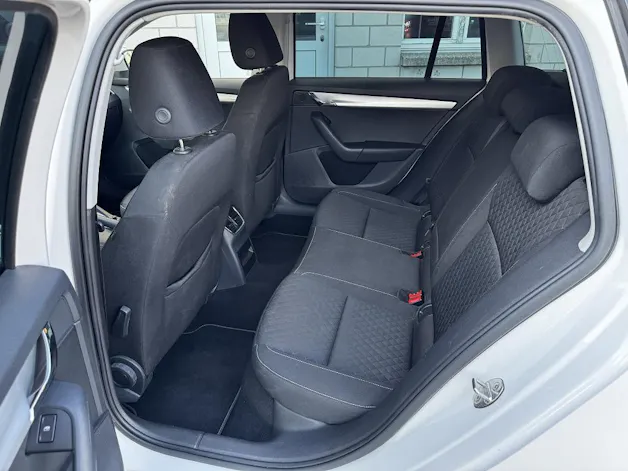 Škoda Octavia Combi 2.0 TDI 184 Swiss Ed. 4x4 DSG