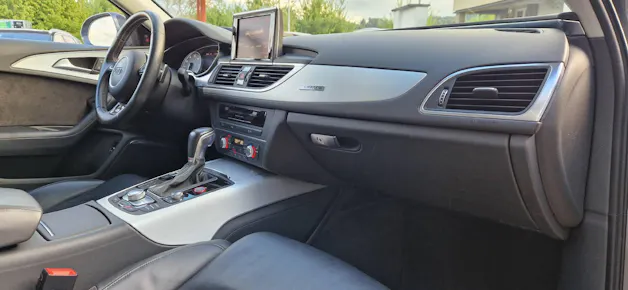 Audi S6 Avant 4.0 V8 TFSI quattro S-Tronic