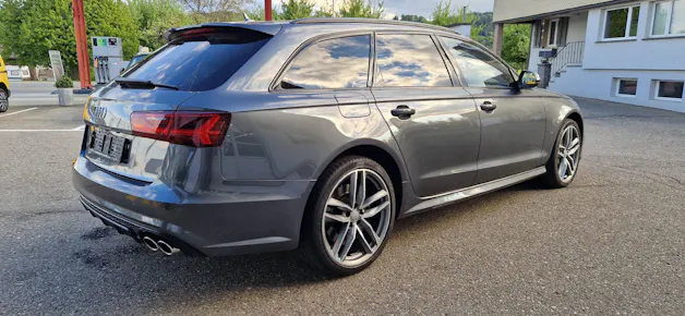Audi S6 Avant 4.0 V8 TFSI quattro S-Tronic