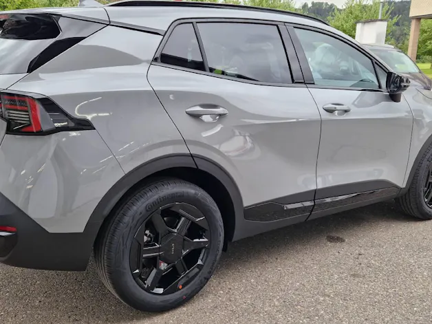 Kia Sportage 1.6 T-GDi Hybrid 4x4 Black Edition