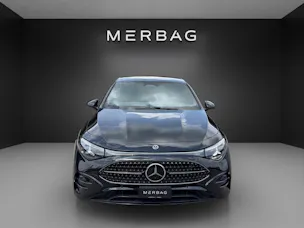 Mercedes-Benz CLA 220 4Matic 8G-DCT