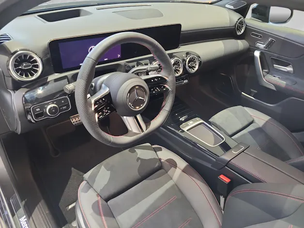 Mercedes-Benz A 250 4Matic 8G-DCT