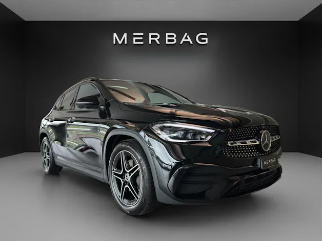 Mercedes-Benz GLA 200 AMG Line