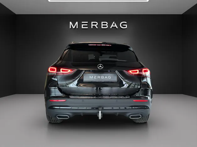 Mercedes-Benz GLA 200 AMG Line