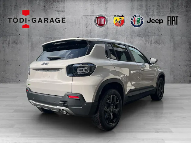 Jeep Avenger 1.2 MHEV Overland Sky 4xe