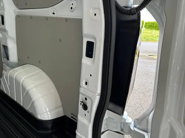 Ford Transit Custom Van 320 L1 2.5 Duratec 233 Trend PHEV