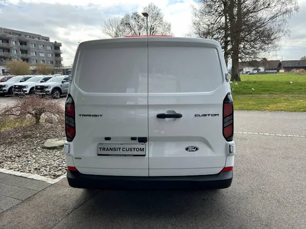 Ford Transit Custom Van 320 L1 2.5 Duratec 233 Trend PHEV