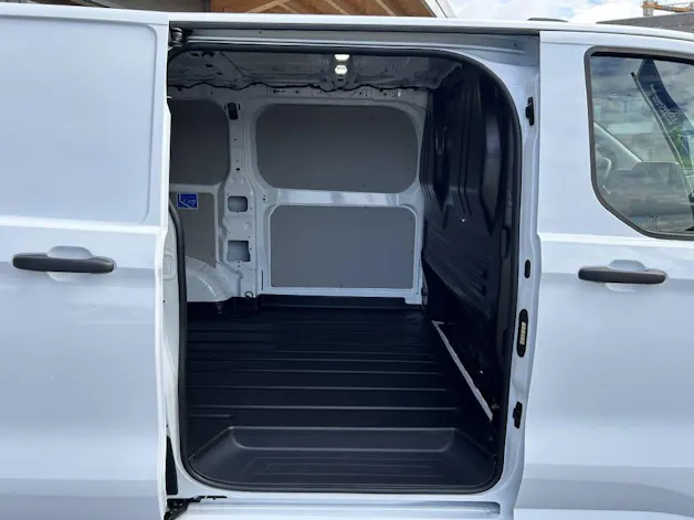 Ford Transit Custom Van 320 L1 2.5 Duratec 233 Trend PHEV
