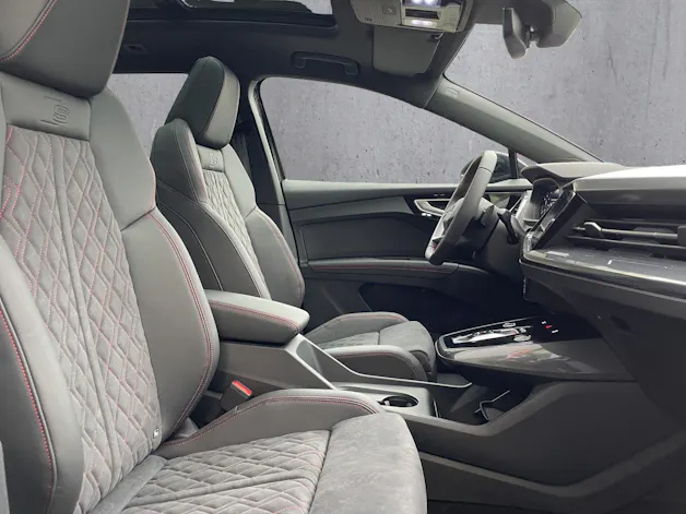 Audi Q4 e-tron 45 Edition Swiss Ski quattro