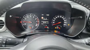 Suzuki Swift 1.2 Sakura Hybrid