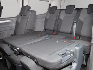 VW Caravelle Life eHybrid
