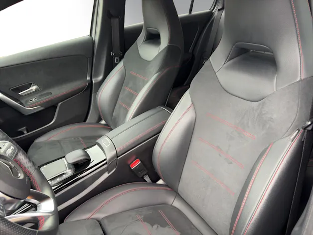 Mercedes-Benz A 200 AMG Line 4Matic