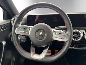 Mercedes-Benz A 200 AMG Line 4Matic