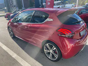 Peugeot 208 1.6 Turbo GTi