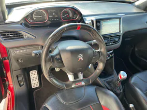 Peugeot 208 1.6 Turbo GTi