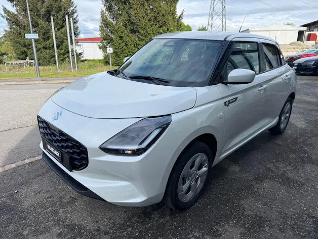 Suzuki Swift 1.2 Sakura Hybrid 4x4