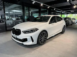 BMW M135i xDrive Steptronic
