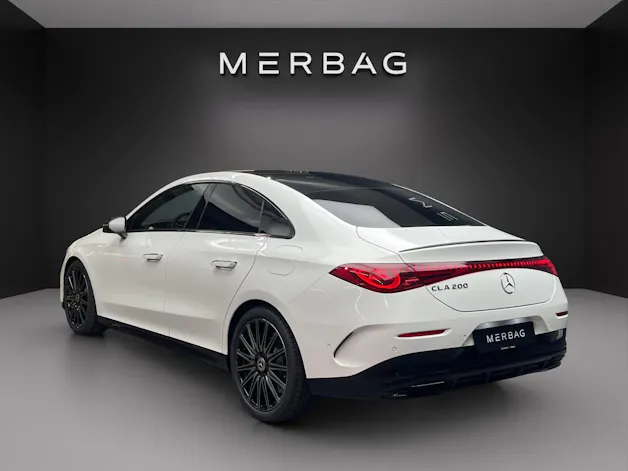 Mercedes-Benz CLA 200