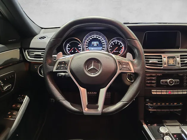 Mercedes-Benz E-CLASS S212 Kombi E 63 V8 AM