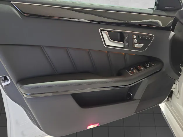 Mercedes-Benz E-CLASS S212 Kombi E 63 V8 AM
