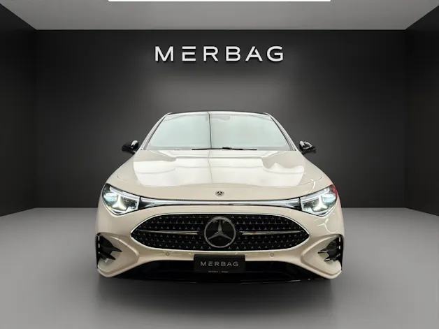 Mercedes-Benz CLA 200