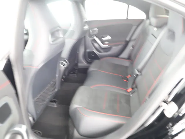 Mercedes-Benz CLA 220 d 8G-DCT