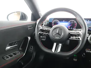 Mercedes-Benz CLA 220 d 8G-DCT