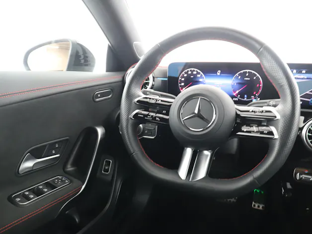 Mercedes-Benz CLA 220 d 8G-DCT