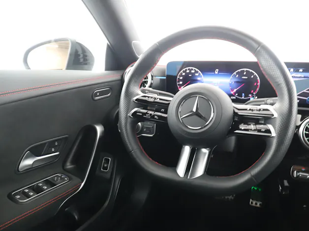 Mercedes-Benz CLA 220 d 8G-DCT