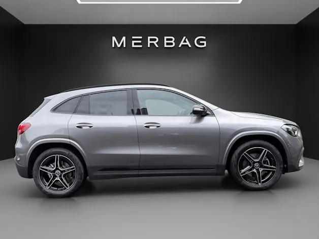 Mercedes-Benz GLA 220d 4Matic 8G-DCT