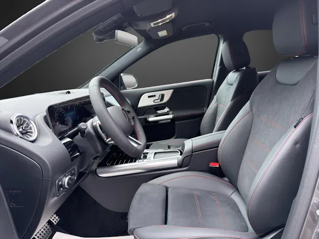 Mercedes-Benz GLA 220d 4Matic 8G-DCT