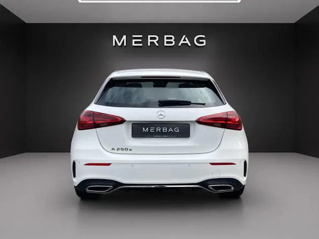 Mercedes-Benz A 250 e EQ Star 8G-DCT