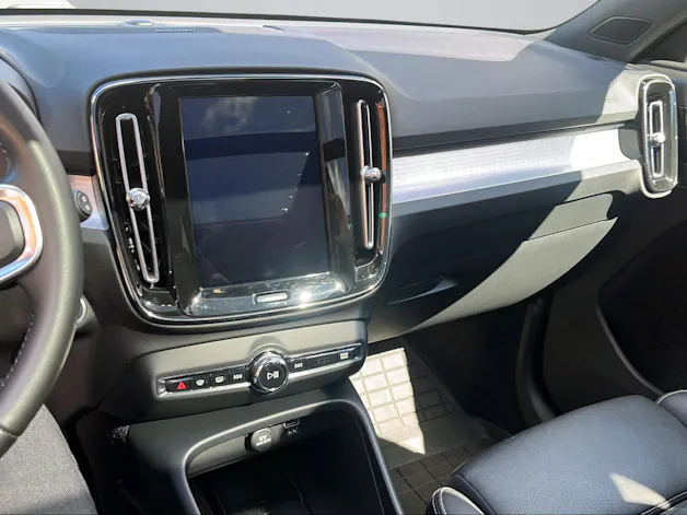 Volvo XC40 D4 AWD Momentum Geartronic