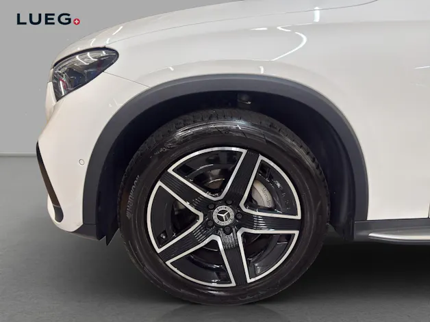 Mercedes-Benz GLC 200 4M - AMG / DISTRONIC / 360 Grad Kamera / Soundsystem