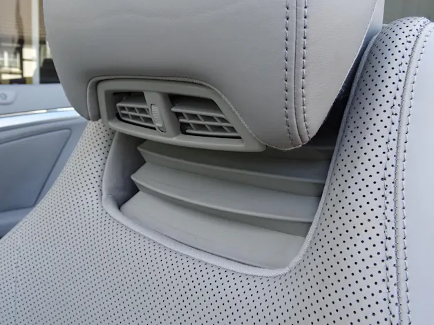 Mercedes-Benz E 350 CGI BlueEfficiency 7G-Tronic