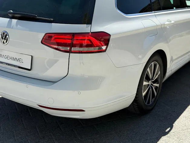 VW Passat Variant 2.0 TDI SCR BM Family DSG