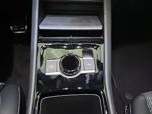 VW VW Tiguan R-Line
