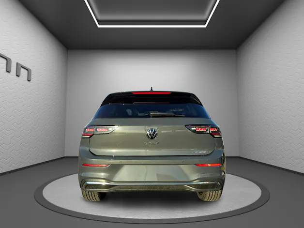 VW Golf 1.5 TSI PHEV Style