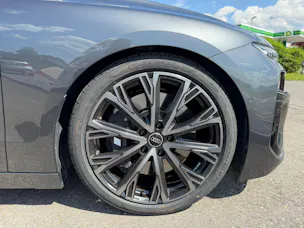 Audi S6 Avant e-tron quattro